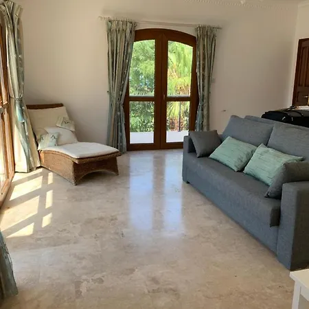 Villa Spectacular Views From In Lapta *