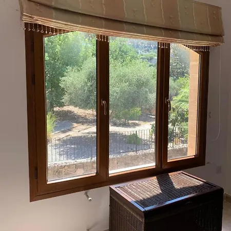 Spectacular Views From In Lapta Villa *