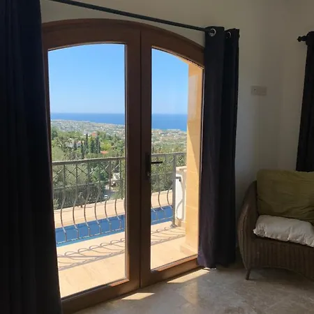 Spectacular Views From In Lapta * 키레니아